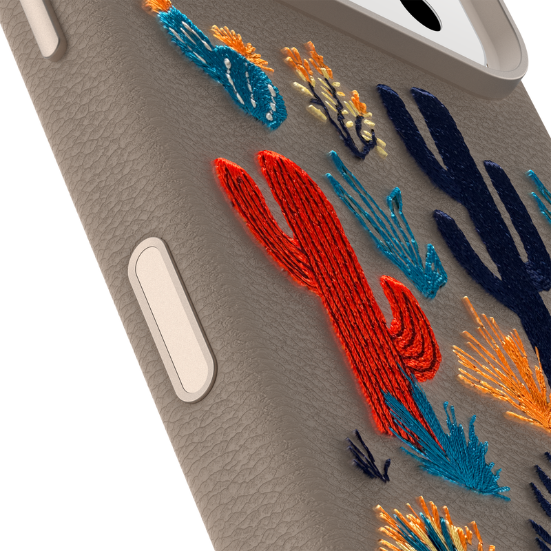 product image 3 - iPhone 17 Pro Custodia Symmetry Series Cactus Leather Embroidery